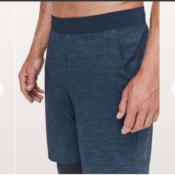 lululemon Men’s T.H.E. Short Linerless 9” Heather Iron Blue True Navy - Picture 2 of 16